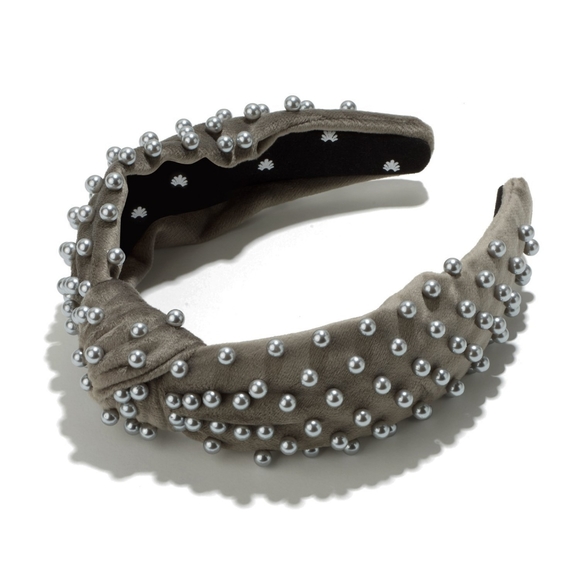 Lele Sadoughi Accessories - 🎀 Lele Sadoughi Graphite Pearl Velvet Headband